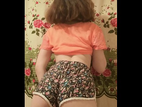 ❤️ Сексуальная юная малышка делает стриптиз снимая свои шортики на камеру ❌ Порево на нашем сайте onlydesiporn.ru ️